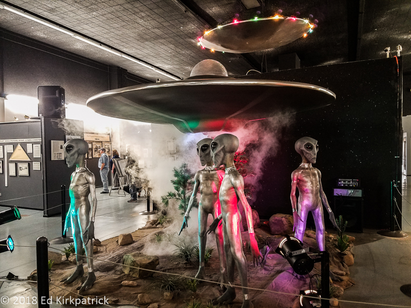 20180419-Aliens_Spaceship